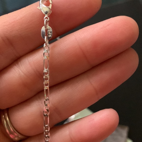 Seal Skin Necklace - Picture 3 of 3